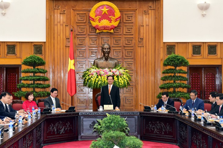 Le Premier ministre Nguyen Tan Dung rencontre des entrepreneurs exemplaires - ảnh 1